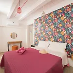 Retroscena Matrimoniale In Centro 게스트하우스 시비타노바 마르셰